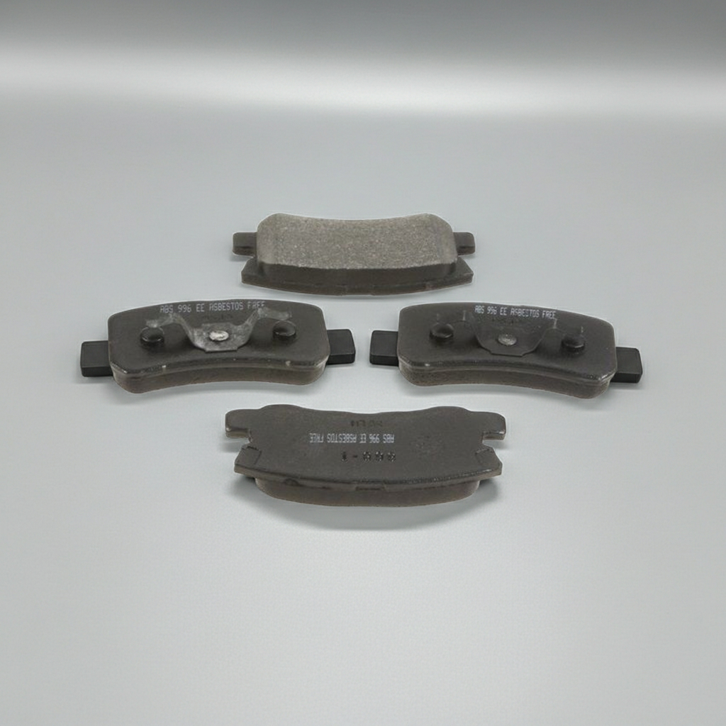 Mitsubishi Lancer 2005 Brake Pads